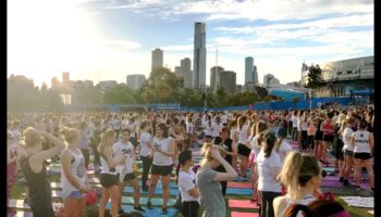 Skyline Sweat: אימוני חוץ עם נוף עירוני עם נוף