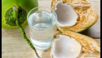 אליקסרים עשירים בחומרים מזינים: משפרים את בריאותכם עם תערובות מי קוקוס