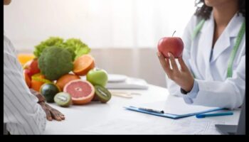 להחיות מבפנים: השגת בריאות עם ייעוץ תזונה