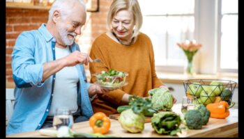 בריאות מתובלת היטב: שליטה בתזונה גריאטרית לקשישים